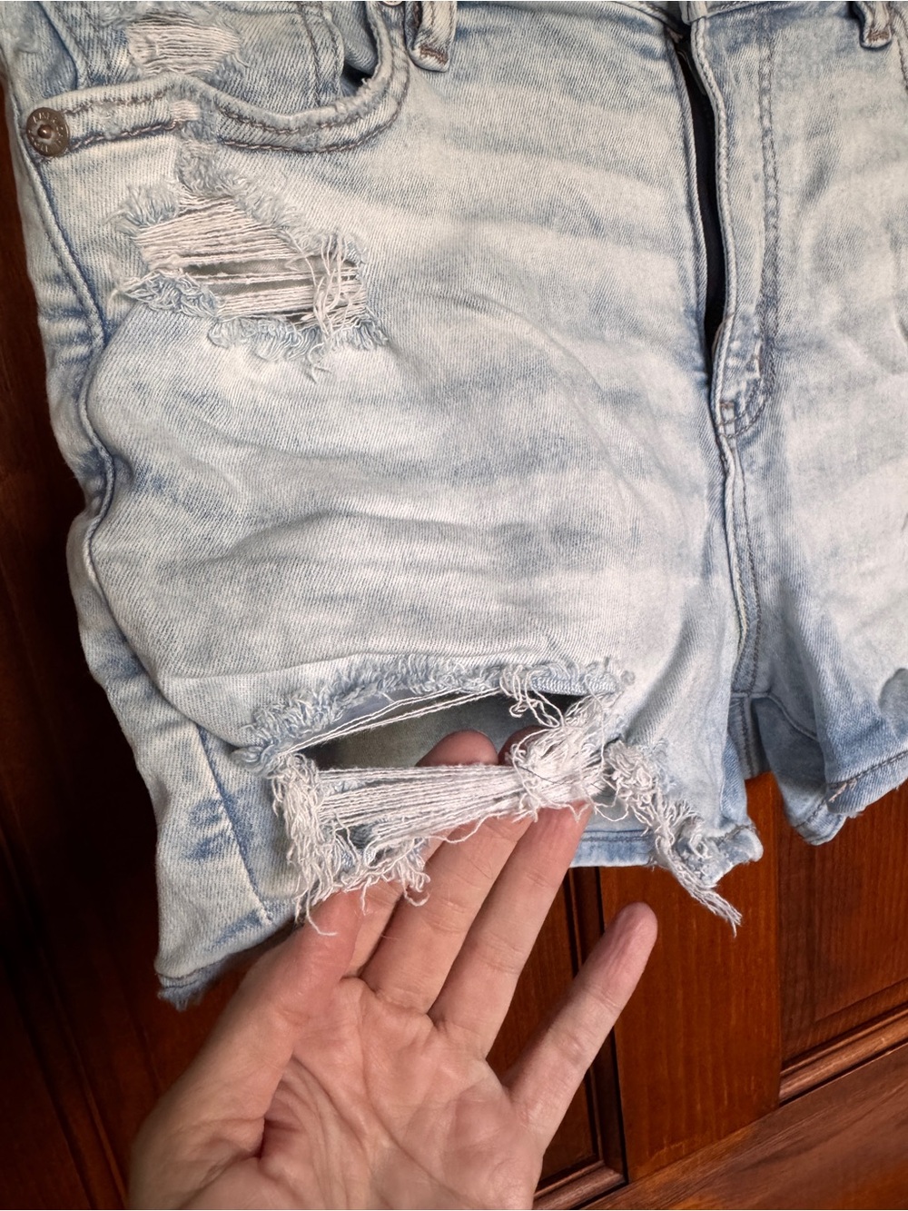 American Eagle Outfitters Next level stretch light denim cut off shorts - Picture 3 of 9